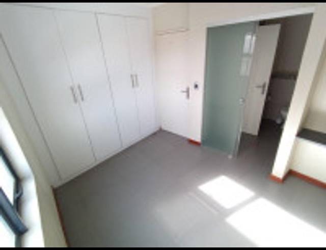 1 BEDROOM APARTMENT FOR SALE IN HATFIELD